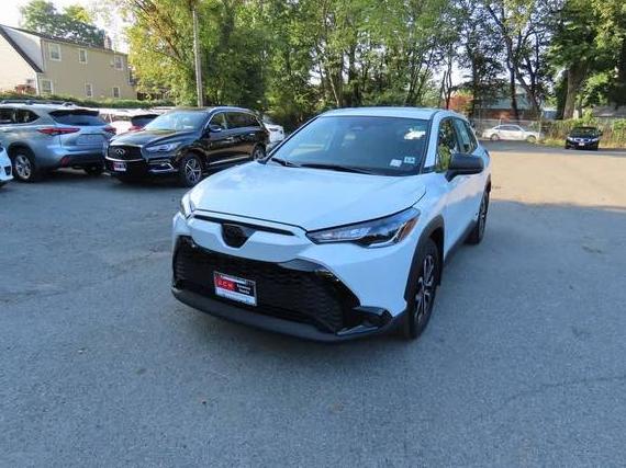 TOYOTA COROLLA CROSS 2024 7MUFBABG3RV040366 image